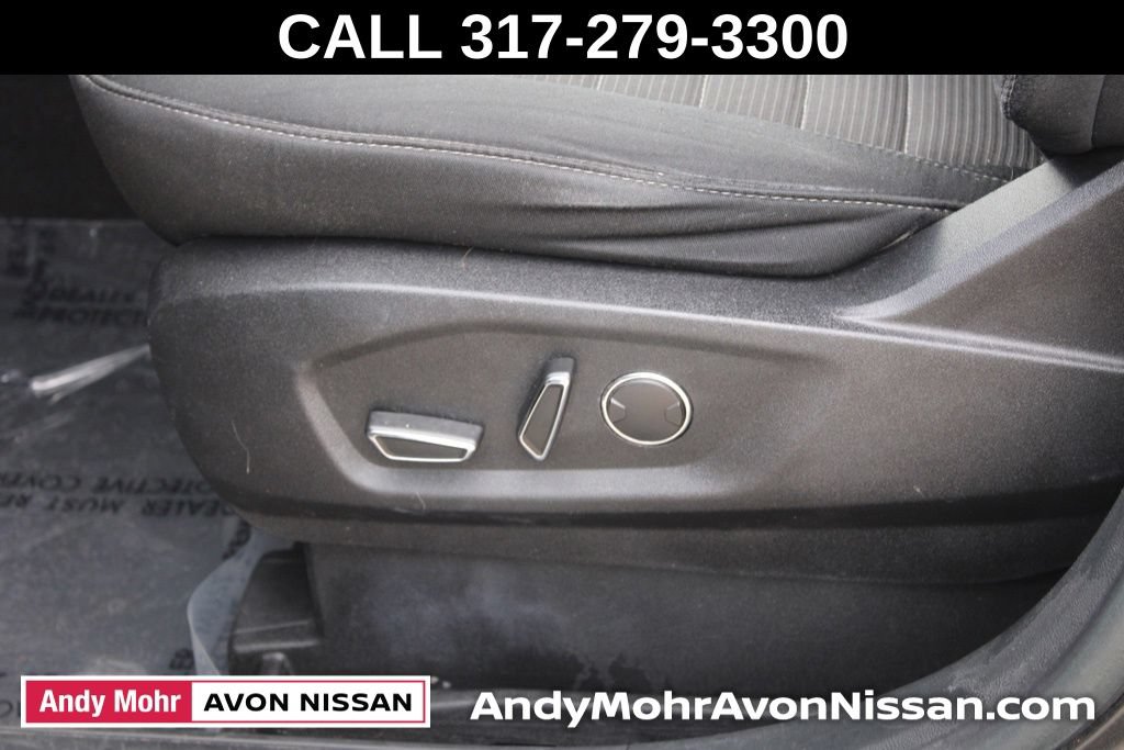 Used 2019 Ford Edge SEL FWD image 17