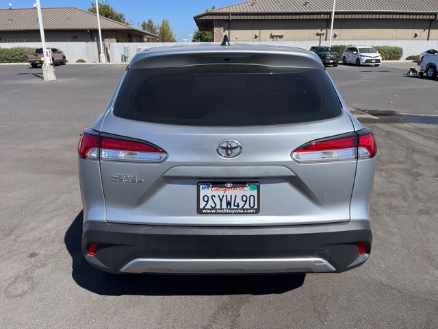 Used 2025 Toyota Corolla Cross L FWD image 4