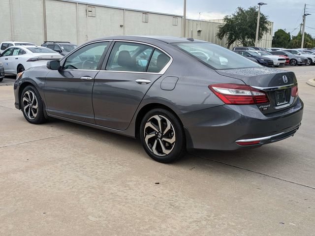 Used 2017 Honda Accord EX image 8