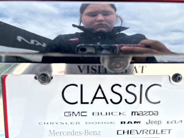 Used 2024 Kia Seltos EX FWD image 8