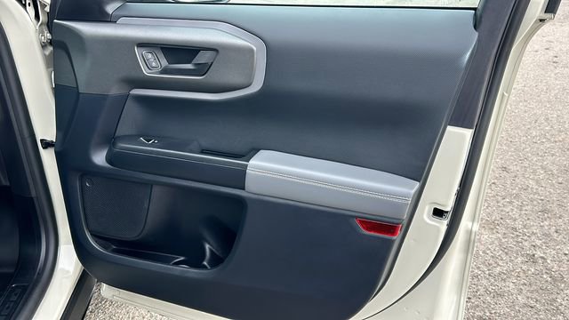 Used 2025 Ford Bronco Sport Badlands image 10