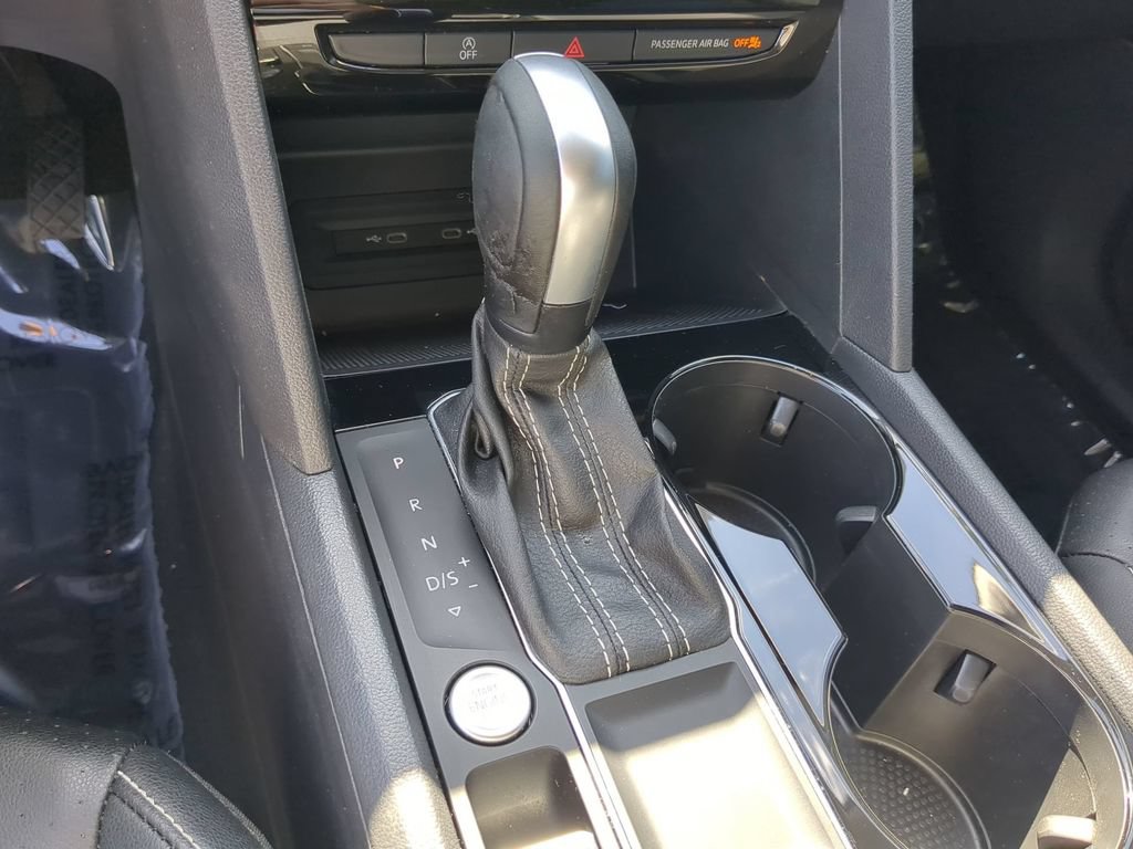 Used 2023 Volkswagen Atlas SE w/ Panoramic Sunroof Package FWD image 28
