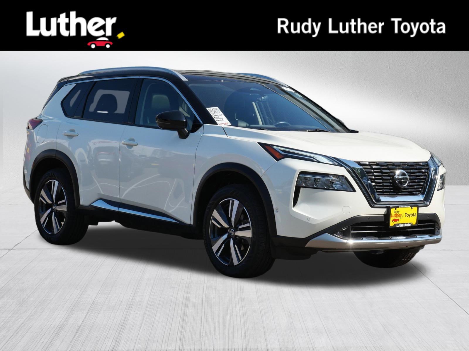 Used 2021 Nissan Rogue Platinum AWD/4WD image 1