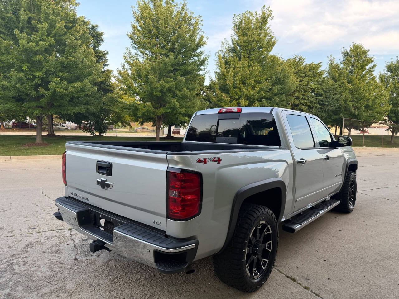 Used 2014 Chevrolet Silverado 1500 LTZ w/ LTZ Plus Package AWD/4WD image 5