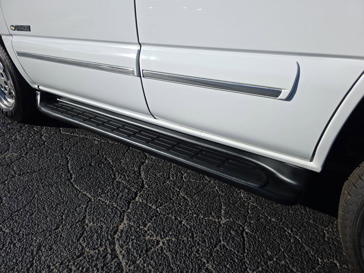 Used 2001 Chevrolet Tahoe LT w/ LT Preferred Equipment Group image 43