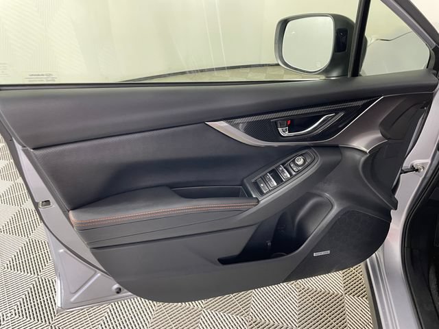Used 2020 Subaru Crosstrek 2.0i Limited w/ Moonroof Package w/Navigation AWD/4WD image 17