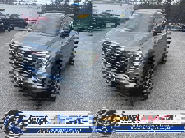 Used 2025 GMC Terrain Elevation image 1