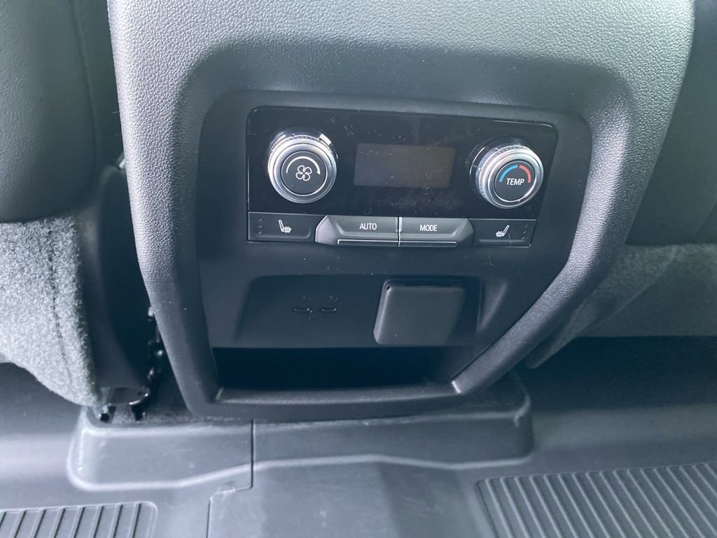 New 2026 GMC Acadia Elevation image 26