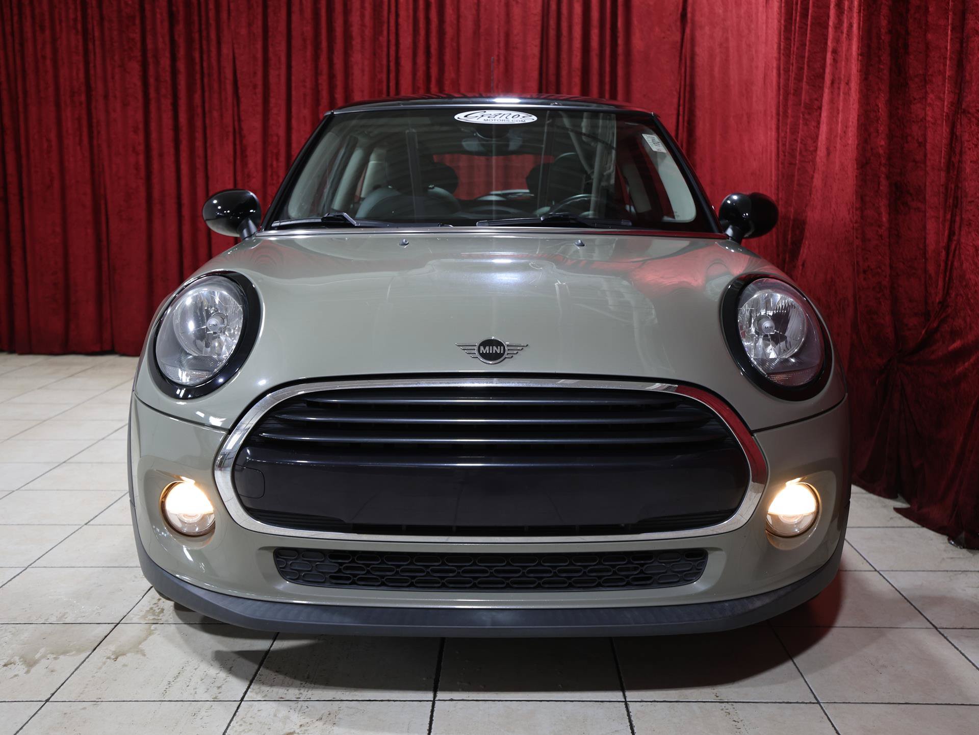 Used 2019 MINI Cooper 2-Door Hardtop FWD image 9