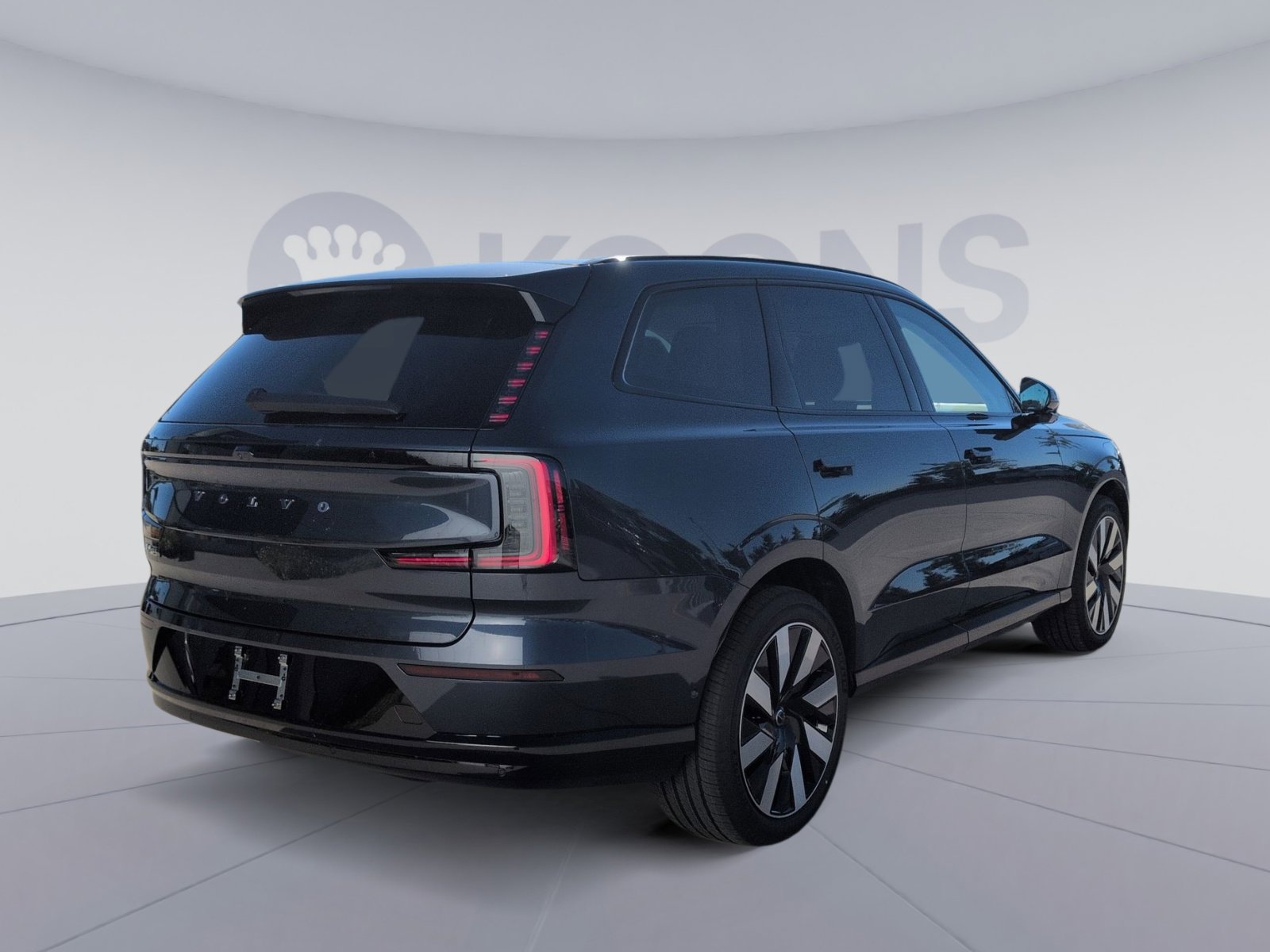 New 2025 Volvo EX90 Plus w/ Protection Package Premier image 7