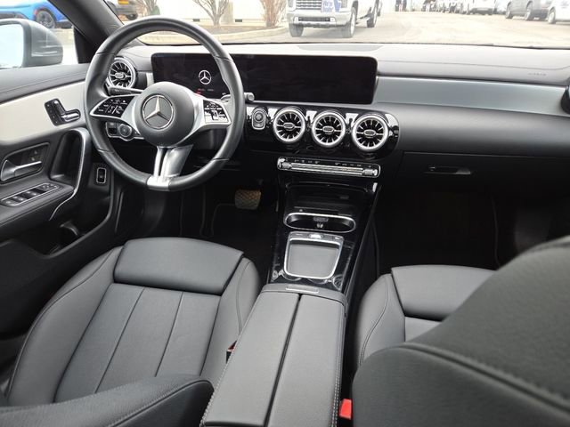 Used 2025 Mercedes-Benz CLA 250 4MATIC image 27