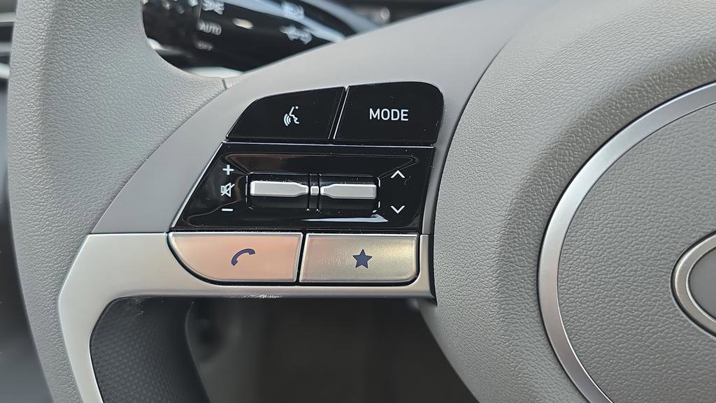 New 2026 Hyundai Elantra SE FWD image 23