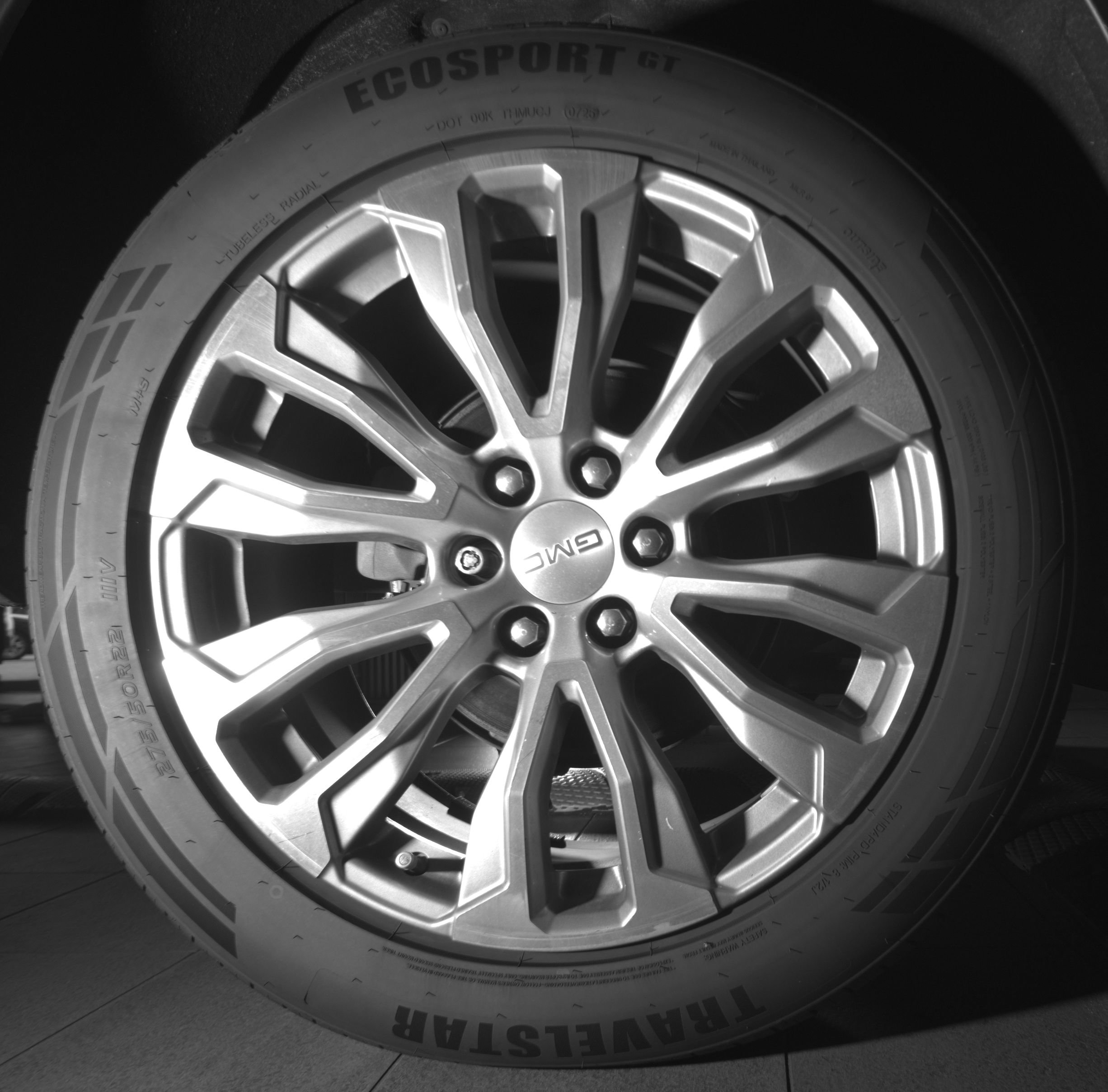 Used 2021 GMC Yukon XL Denali w/ Denali Premium Package RWD image 9