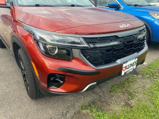 Used 2024 Kia Seltos X-Line AWD/4WD image 4