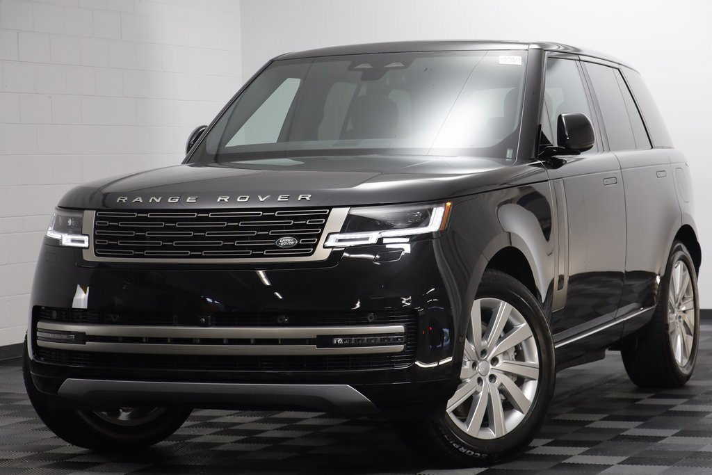 New 2025 Land Rover Range Rover SE image 1