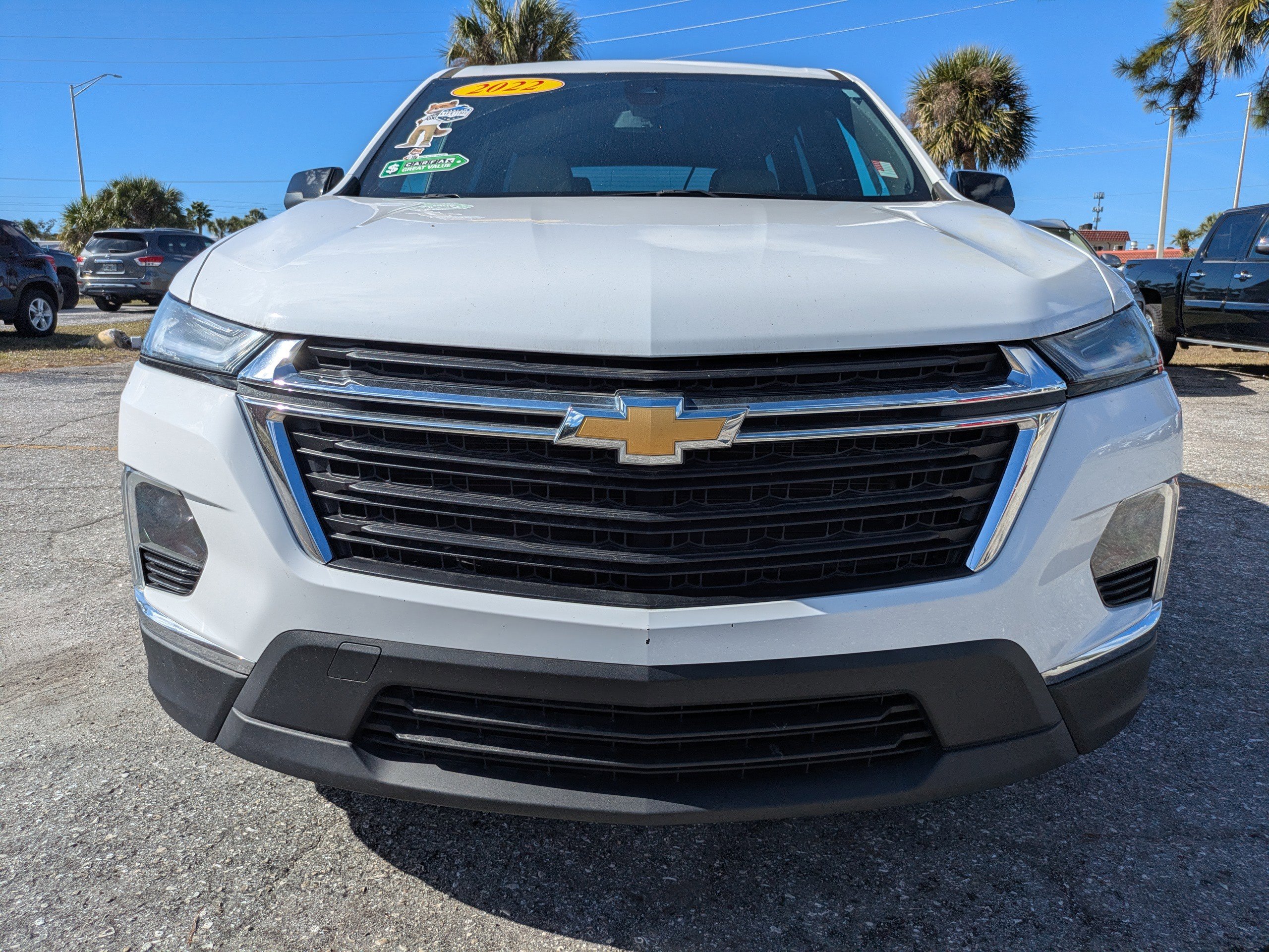 Used 2022 Chevrolet Traverse LS FWD image 9