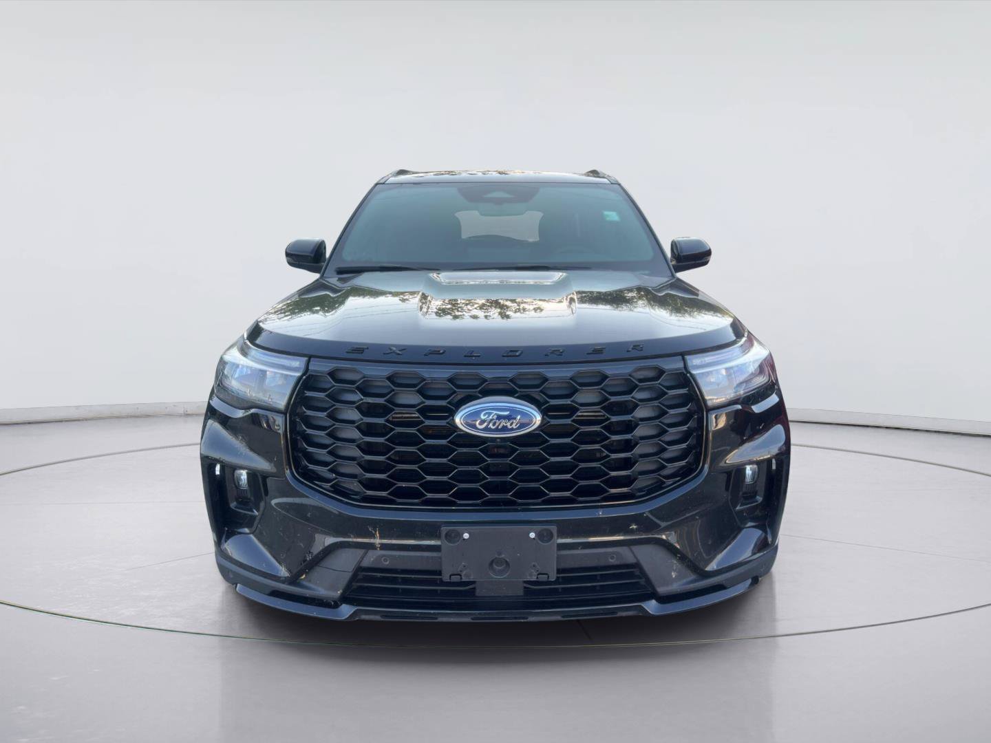 Certified 2026 Ford Explorer ST-Line w/ ST-Line Street Pack RWD image 8