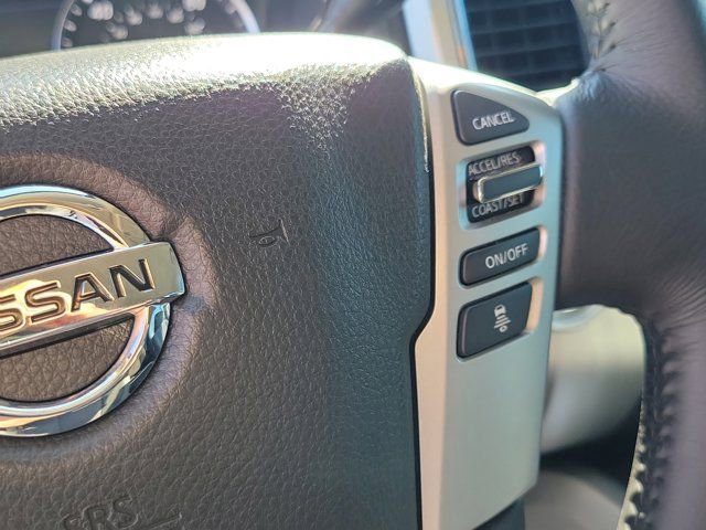 Used 2021 Nissan Titan SV w/ SV Convenience Package image 26