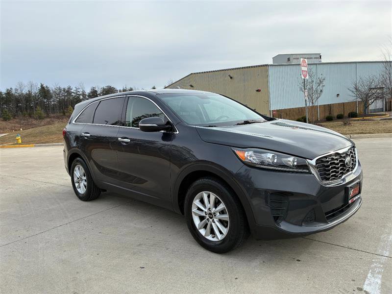 Used 2019 Kia Sorento LX image 3