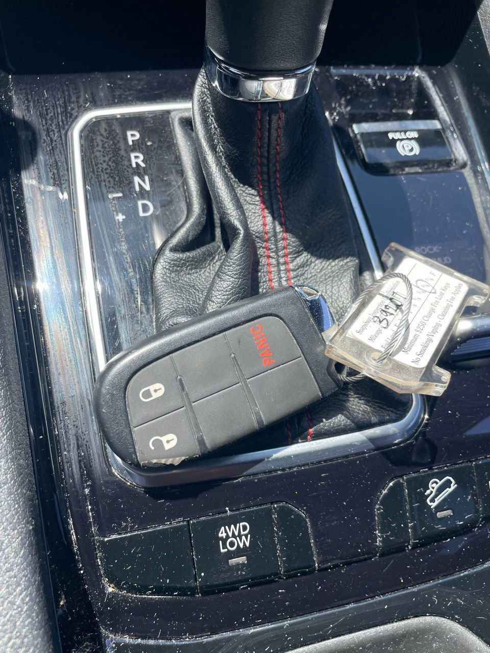 Used 2025 Jeep Compass Trailhawk AWD/4WD image 13