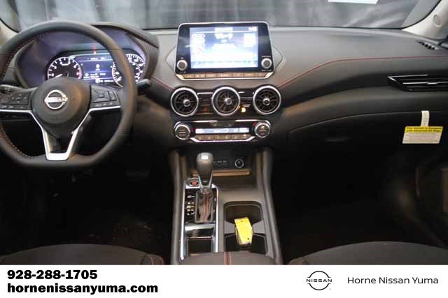New 2025 Nissan Sentra SR image 8