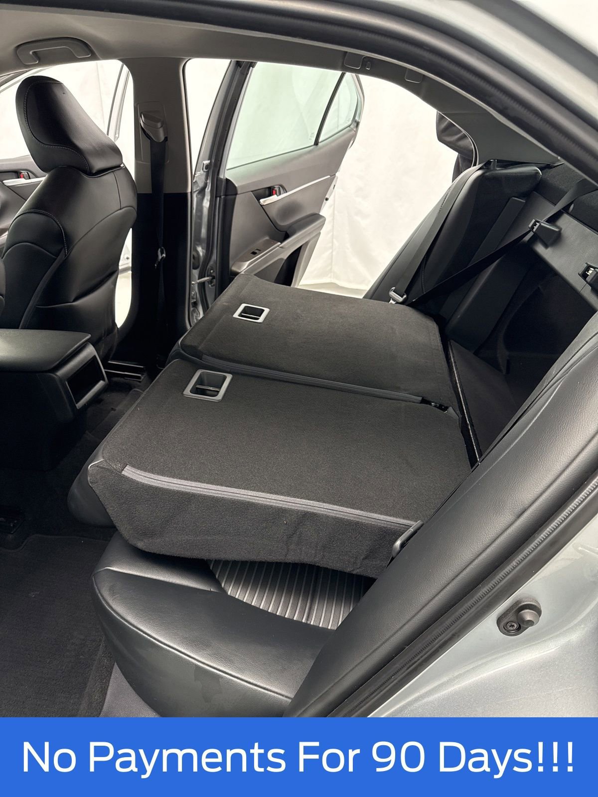 Used 2023 Toyota Camry SE image 35