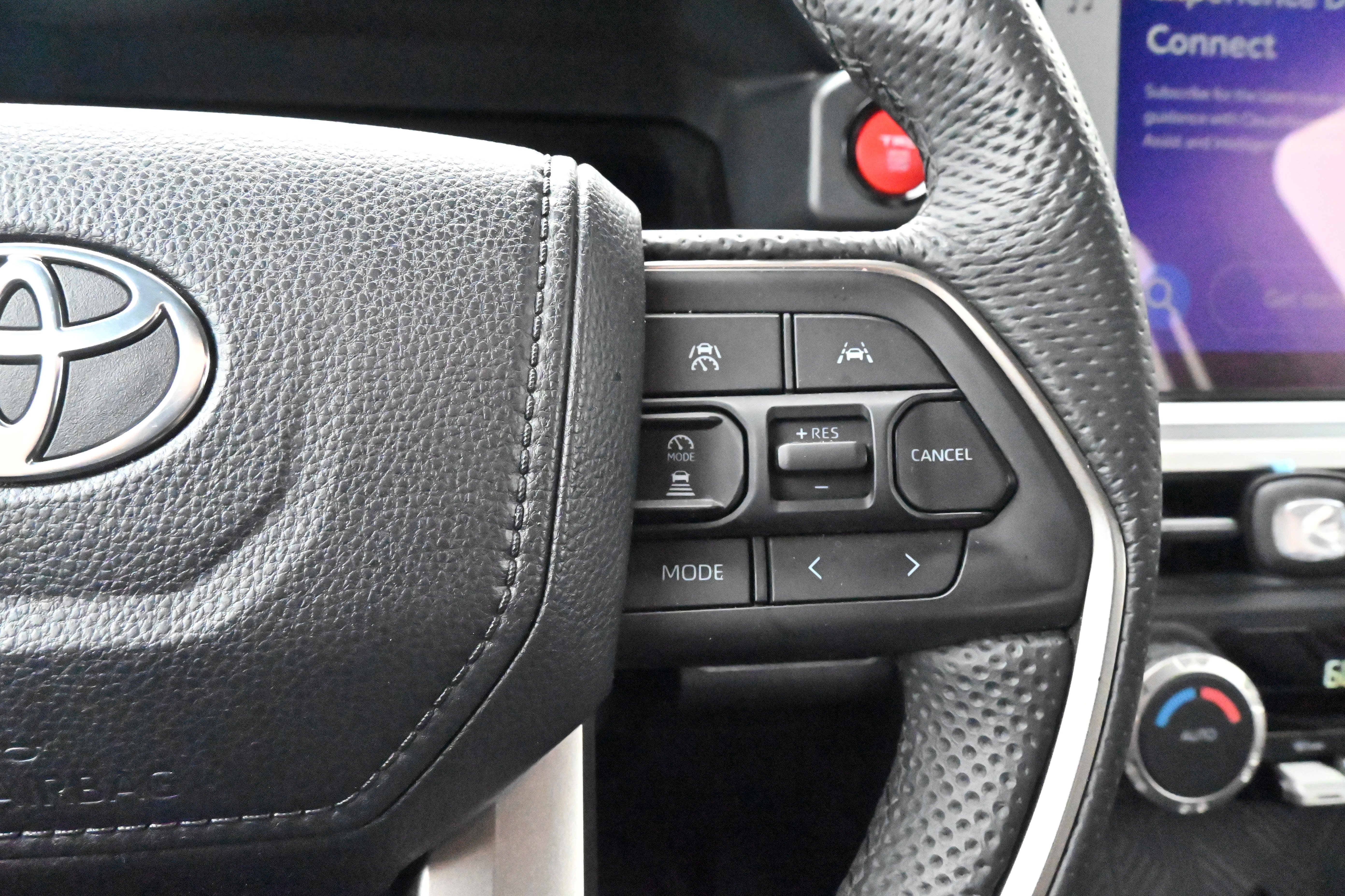 Used 2024 Toyota Tacoma TRD Sport image 30