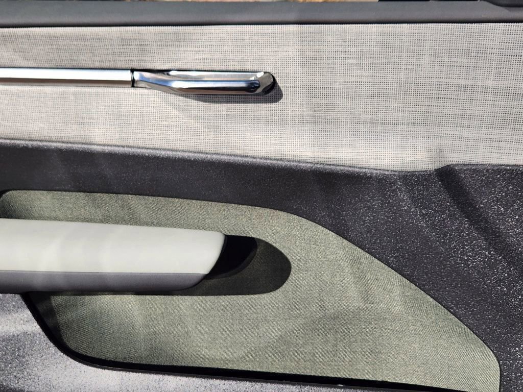 New 2026 Volvo EX30 Cross Country Ultra image 4