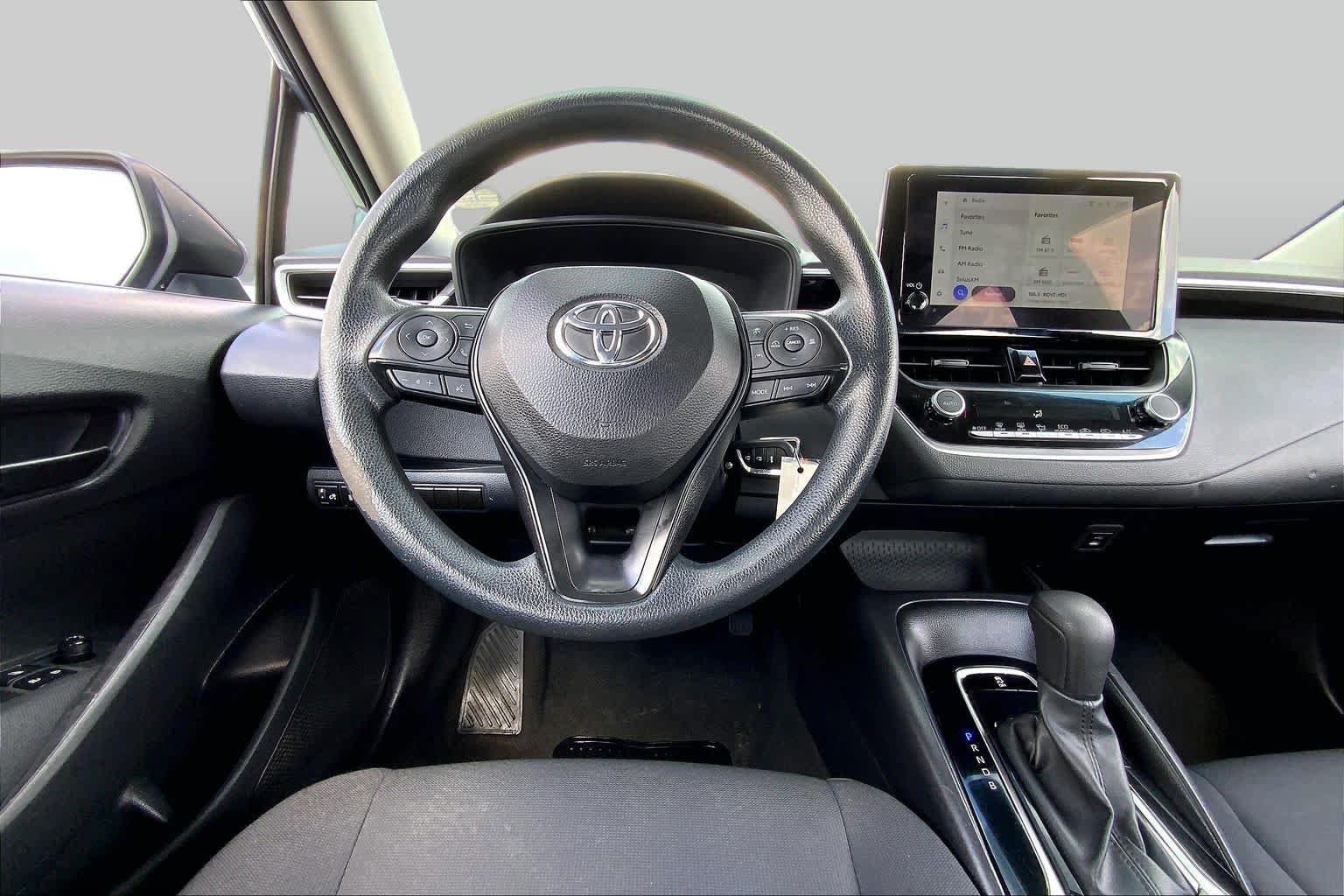 Used 2024 Toyota Corolla LE FWD image 6