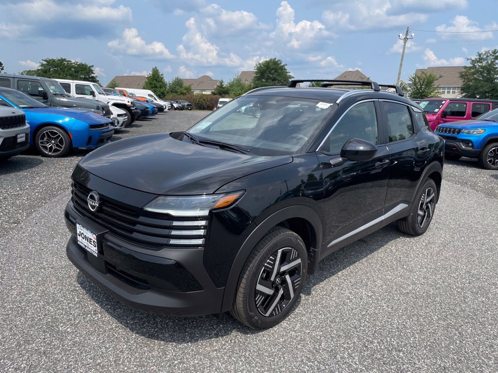 New 2026 Nissan Kicks SV w/ Cold Weather Package