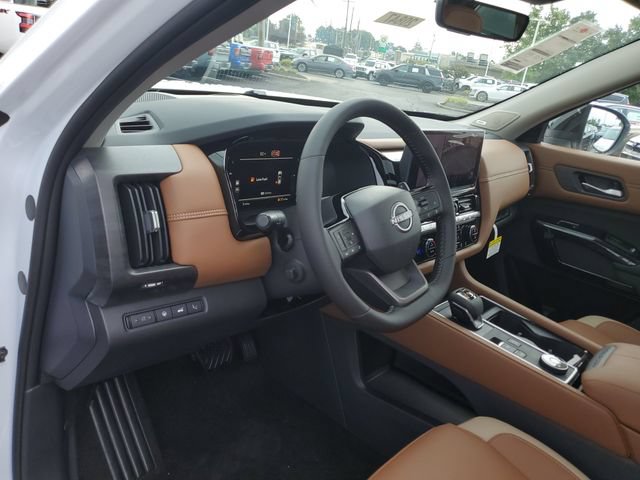 New 2026 Nissan Pathfinder Platinum AWD/4WD image 21