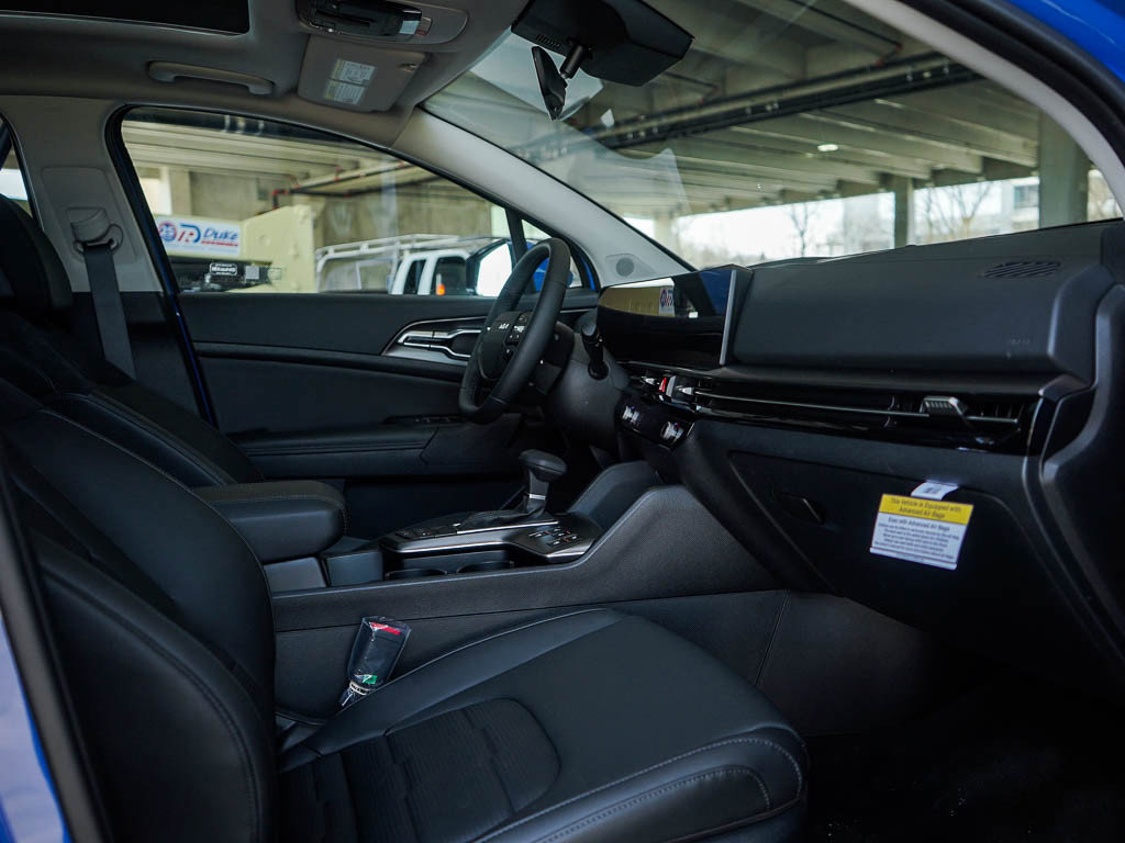 New 2026 Kia Sportage SX image 11