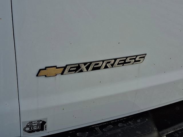 New 2025 Chevrolet Express 3500 LS image 17