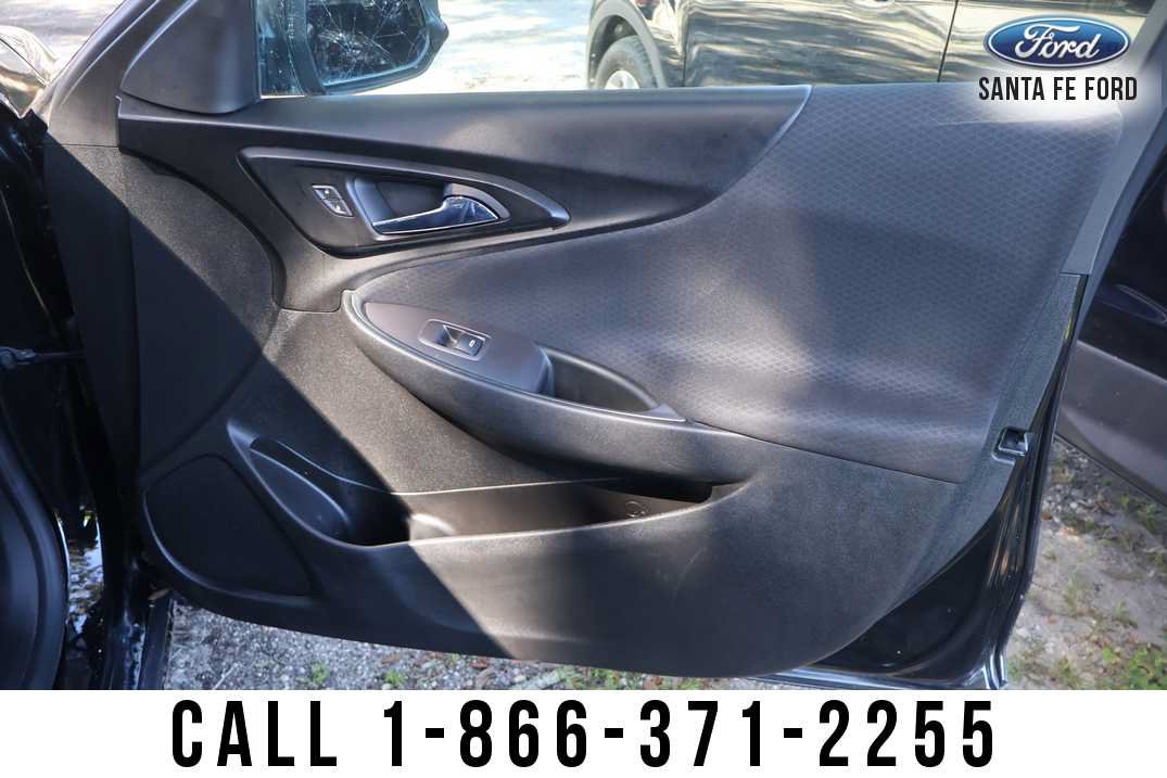 Used 2020 Chevrolet Malibu LT FWD image 22