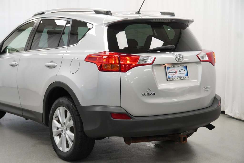 Used 2013 Toyota RAV4 Limited AWD/4WD image 17