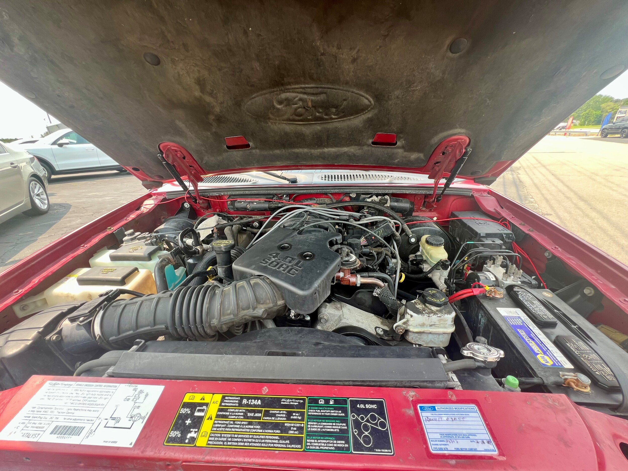Used 2003 Ford Explorer Sport Trac XLS AWD/4WD image 18
