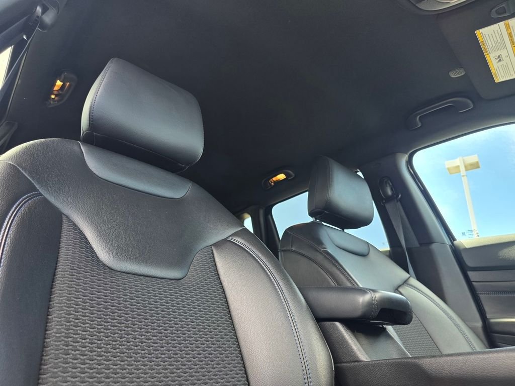 New 2026 Jeep Compass Latitude AWD/4WD image 15