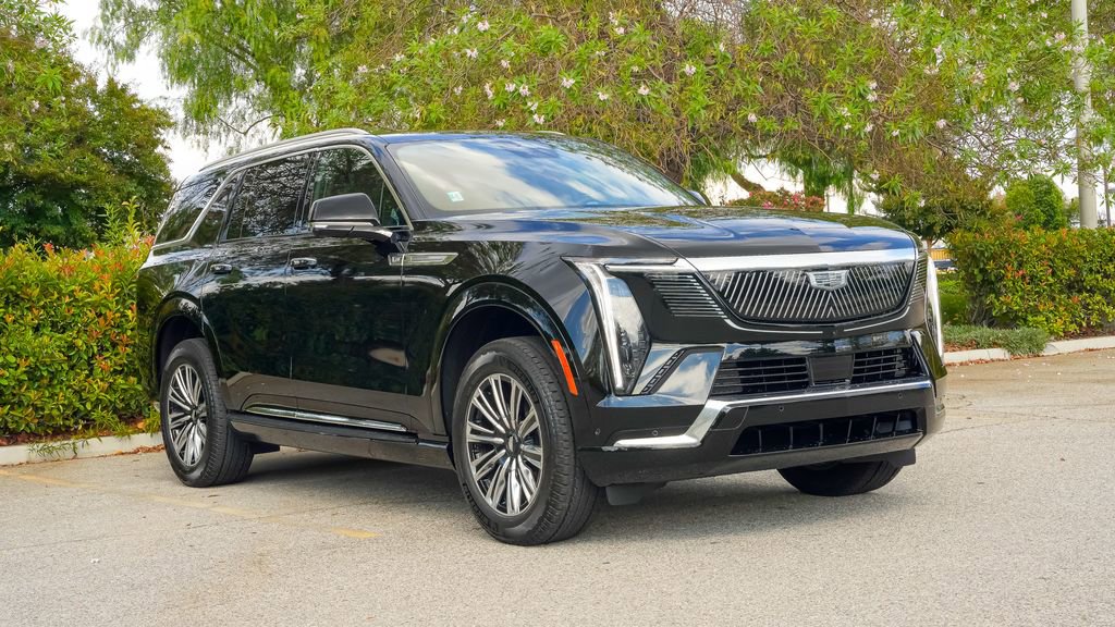 New 2026 Cadillac Escalade IQL Luxury image 5