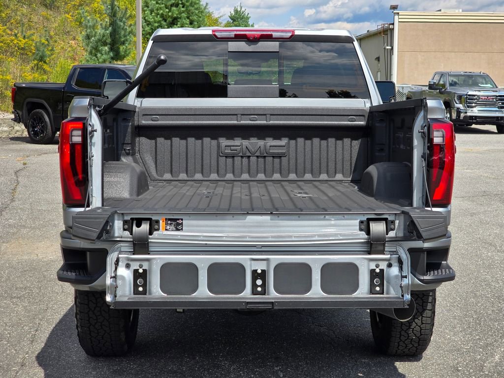 New 2025 GMC Sierra 2500 Denali w/ Max Trailering Package image 13