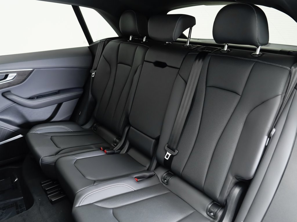 New 2025 Audi Q8 Premium Plus image 23