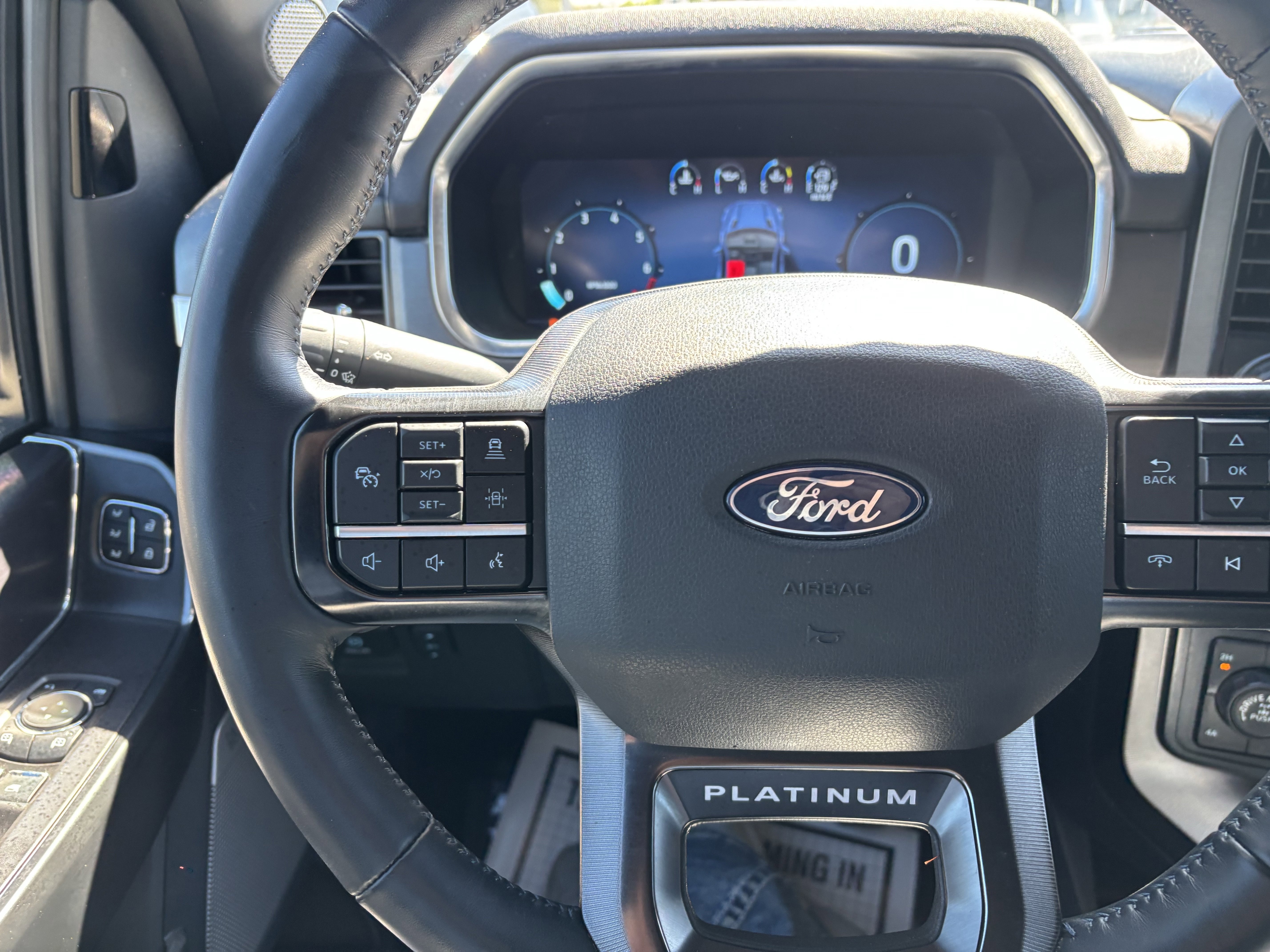 Certified 2024 Ford F150 Platinum w/ FX4 Off-Road Package AWD/4WD image 29