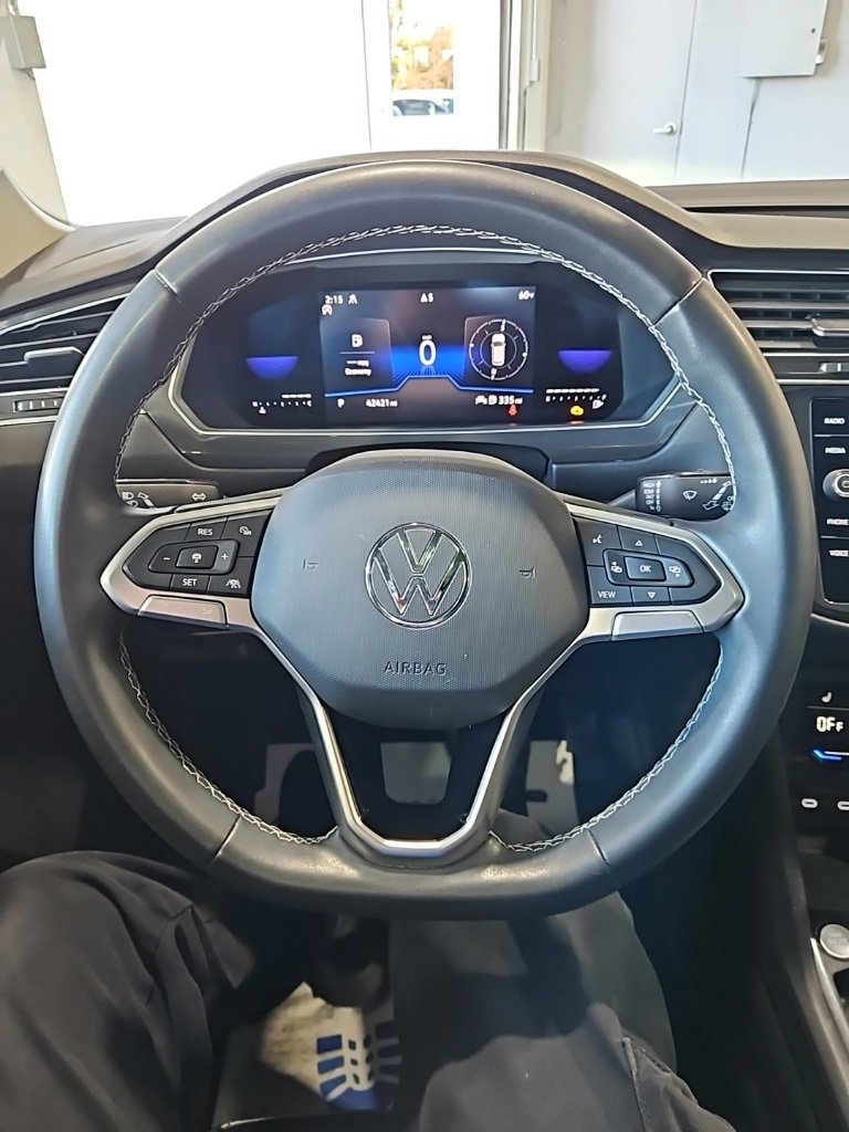 Used 2022 Volkswagen Tiguan SE image 34