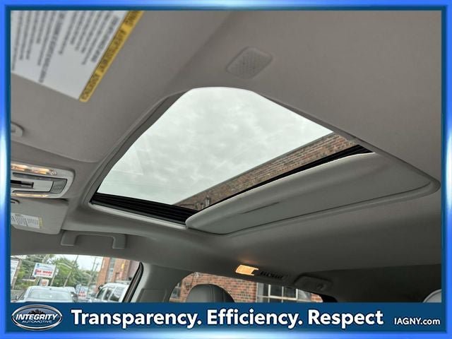 Used 2024 Toyota Sienna XLE FWD image 26