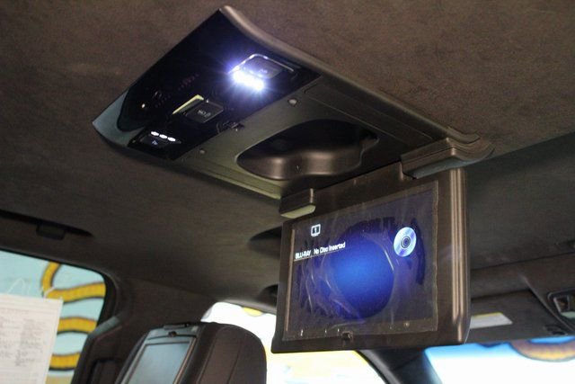 Used 2016 Cadillac Escalade Platinum image 15