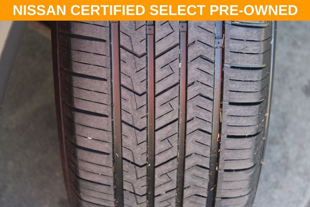 Certified 2023 Nissan Rogue SV image 14