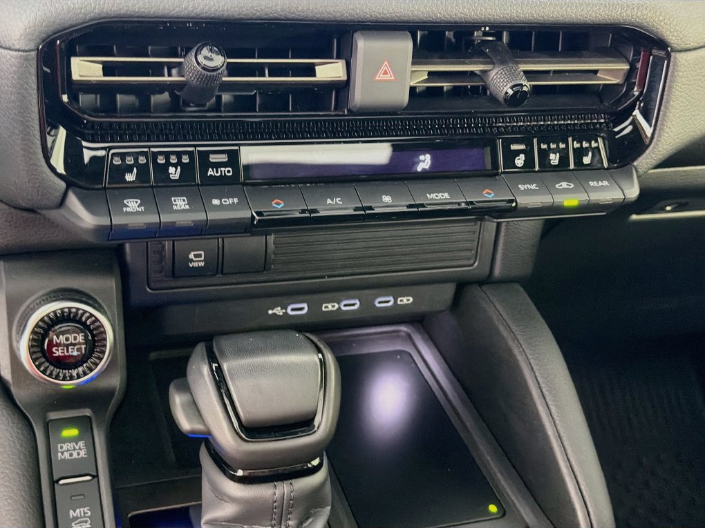 Used 2025 Toyota Land Cruiser AWD/4WD image 20