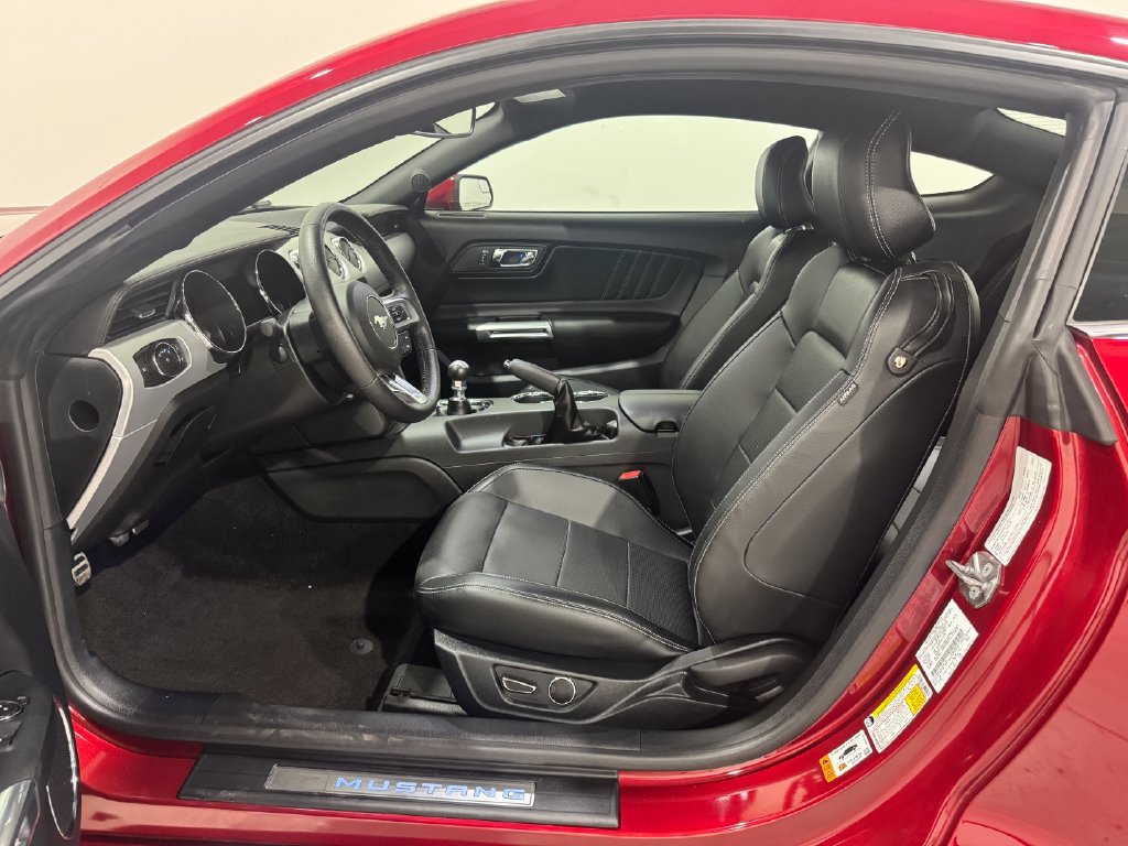 Used 2015 Ford Mustang GT Premium RWD image 14