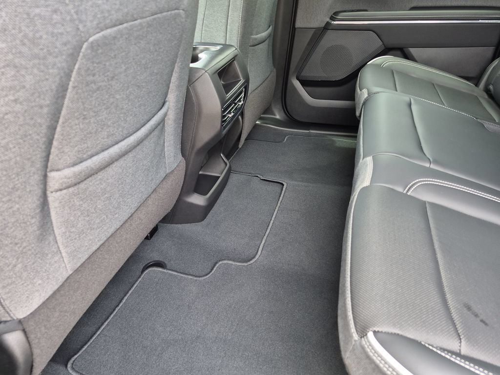 New 2026 GMC Sierra EV Elevation w/ LPO, Elevation Dark Package AWD/4WD image 35