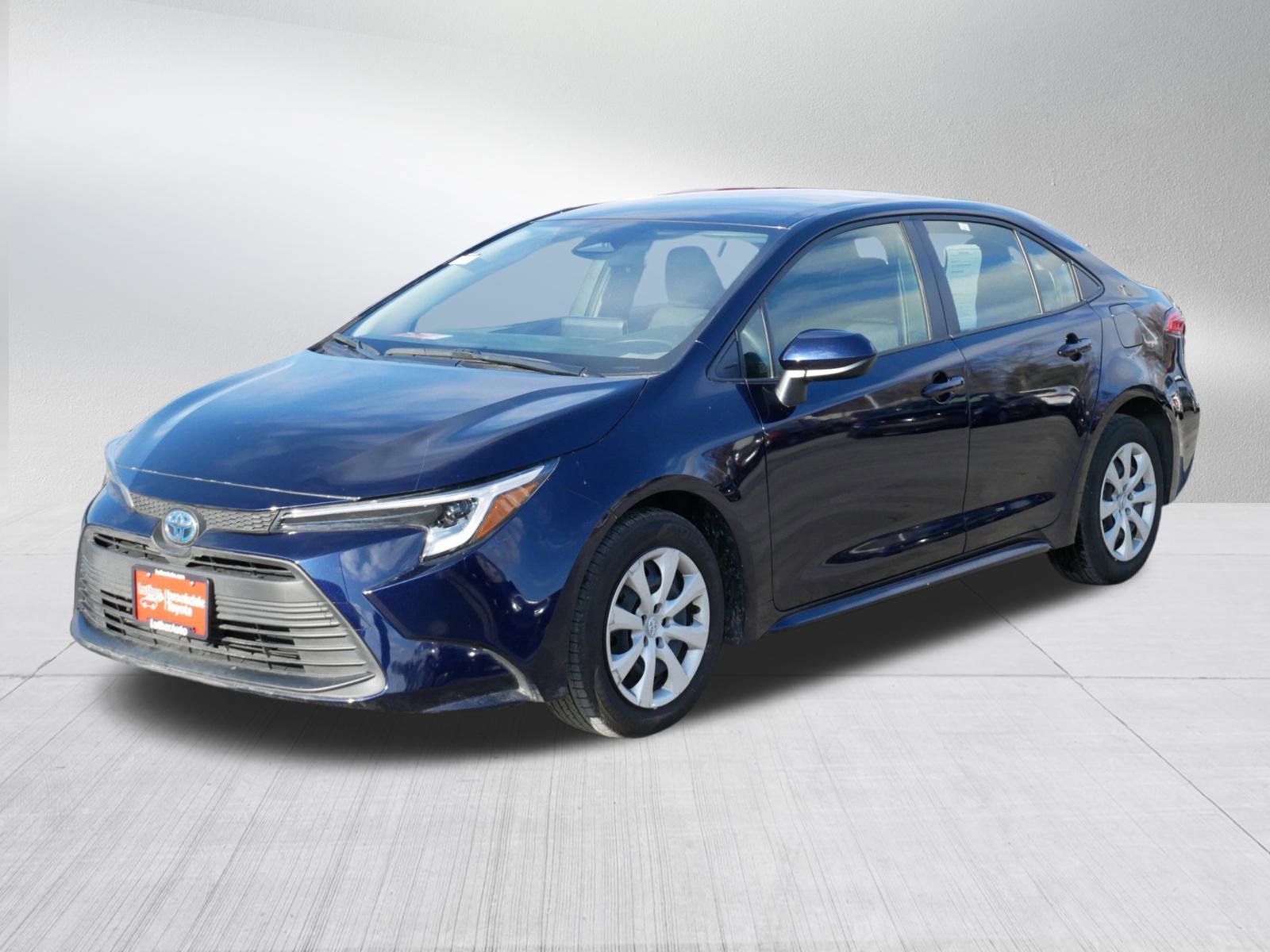 Certified 2024 Toyota Corolla LE image 3