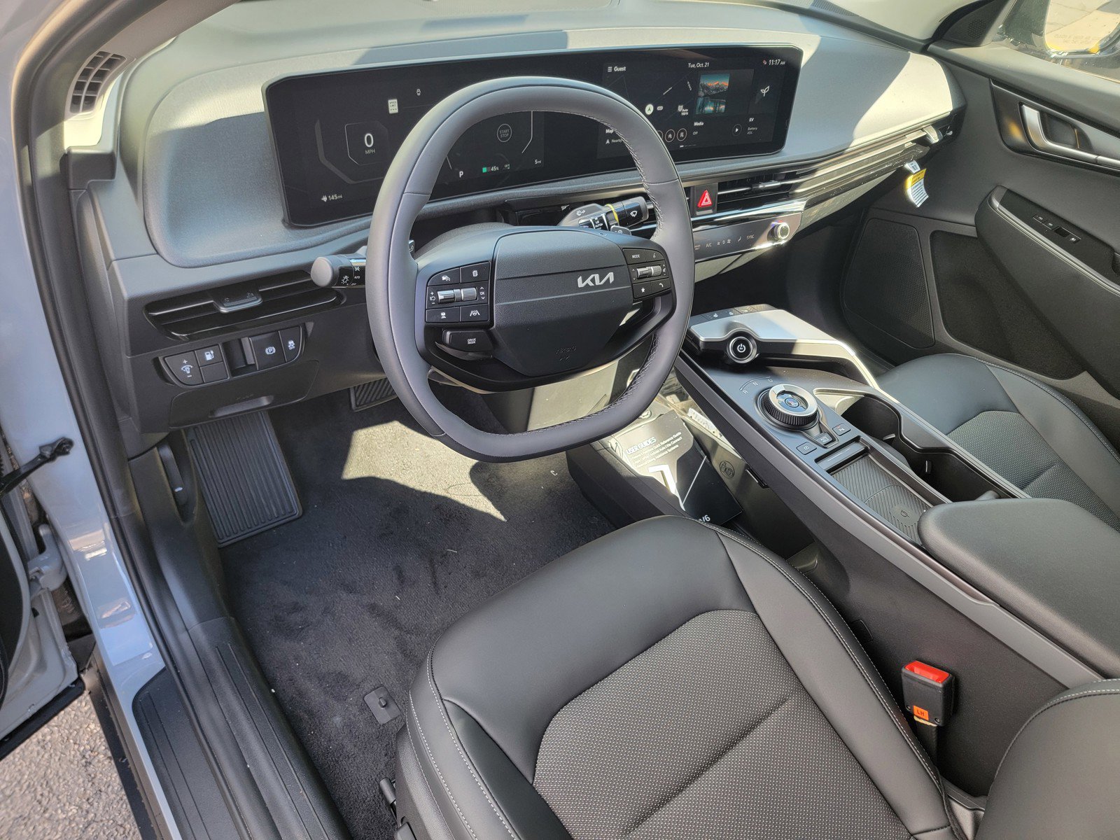 New 2025 Kia EV6 Light w/ Light LR Technology Package image 14